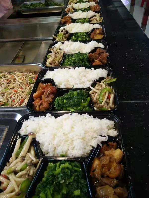 橫瀝餐飲服務(wù)公司 專業(yè)承包飯?zhí)茫蛟炱髽I(yè)餐飲新標(biāo)桿